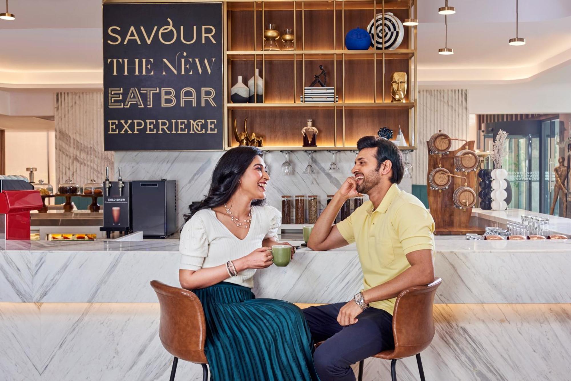 Novotel Mumbai International Airport المظهر الخارجي الصورة The New Eat Bar Experience